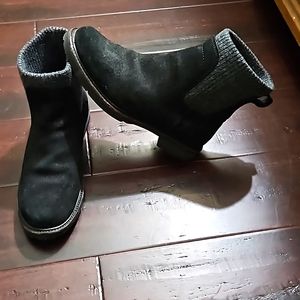 L.l. Bean Chelsea Boots Womens Size 7 medium